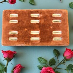 Vintage Brown Velvet Ring Holder